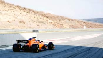 F1混合壁纸
