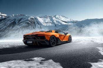 兰博基尼Aventador壁纸