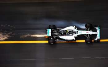 F1混合壁纸
