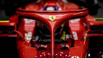 F1混合壁纸