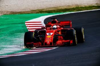 F1混合壁纸