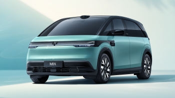 极氪Mix壁纸