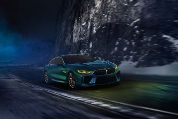 宝马M8壁纸