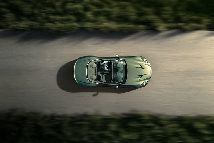阿斯顿·马丁 Vanquish Volante 高清全屏壁纸