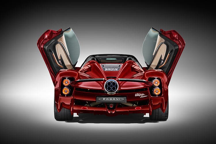 帕加尼 Utopia Roadster 高清全屏壁纸