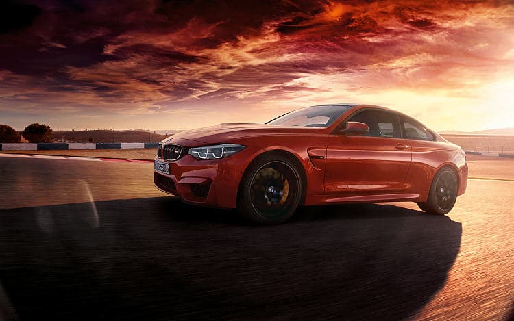 宝马 M4 coupe 高清全屏壁纸