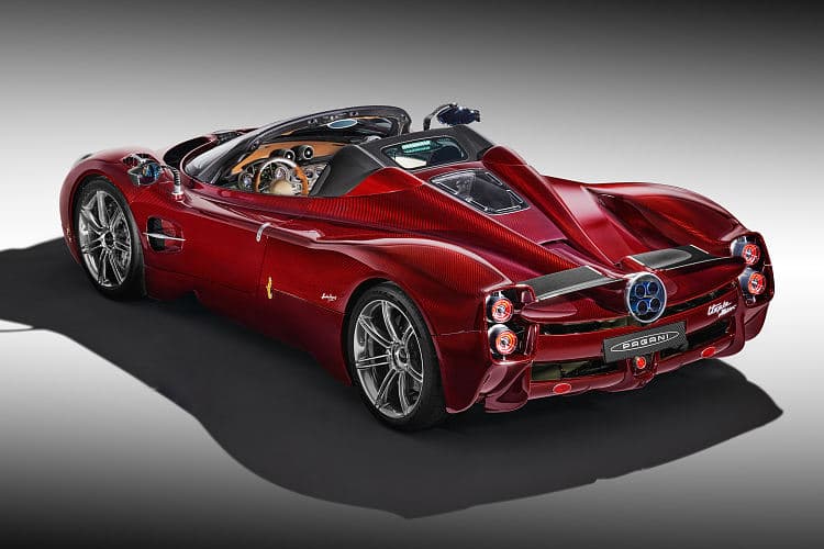 帕加尼 Utopia Roadster 高清全屏壁纸