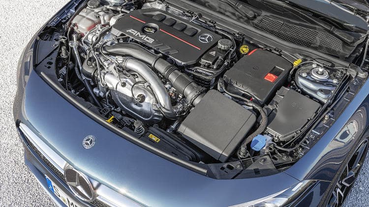 奔驰 AMG A 35 sedan 高清全屏壁纸