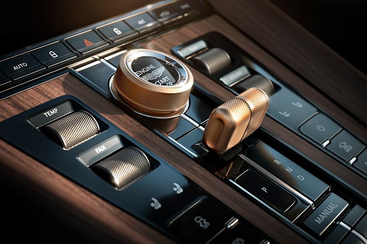 阿斯顿·马丁 DB12 Volante 60周年纪念版 高清全屏壁纸