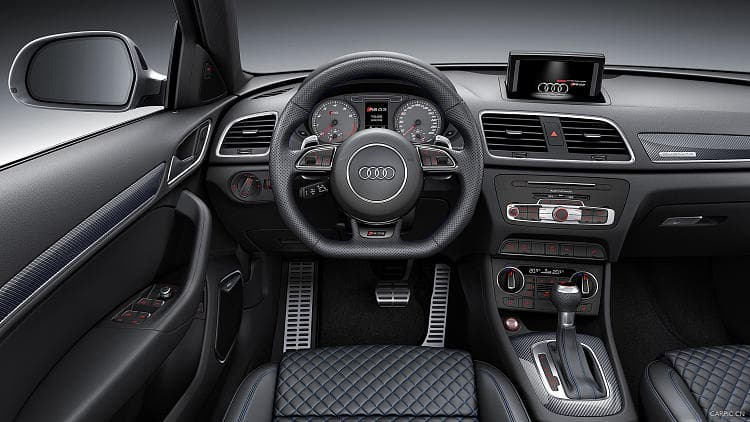 奥迪 RS Q3 performance 高清全屏壁纸