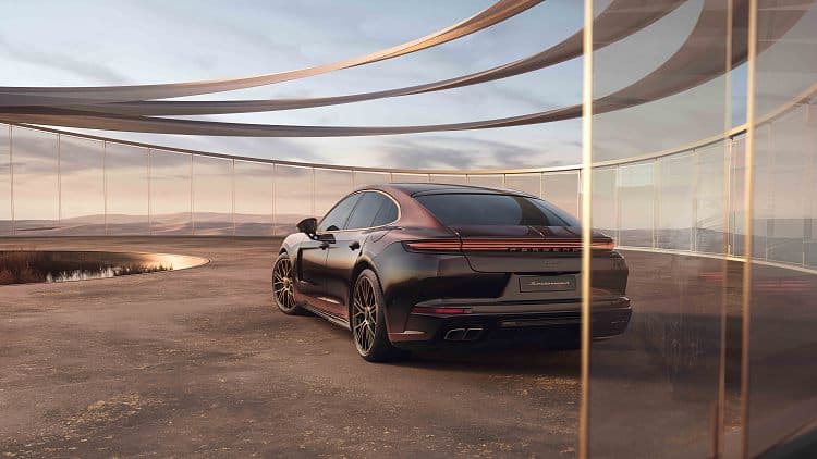 保时捷 Panamera Turbo Sonderwunsch 高清全屏壁纸