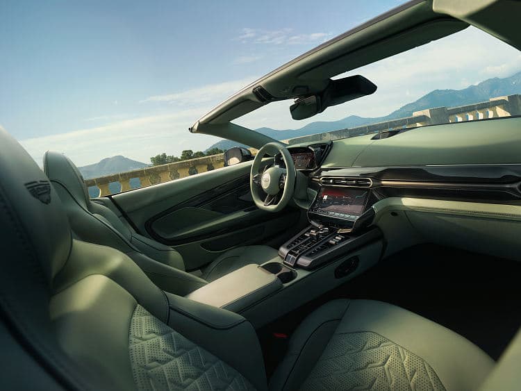 阿斯顿·马丁 Vanquish Volante 高清全屏壁纸