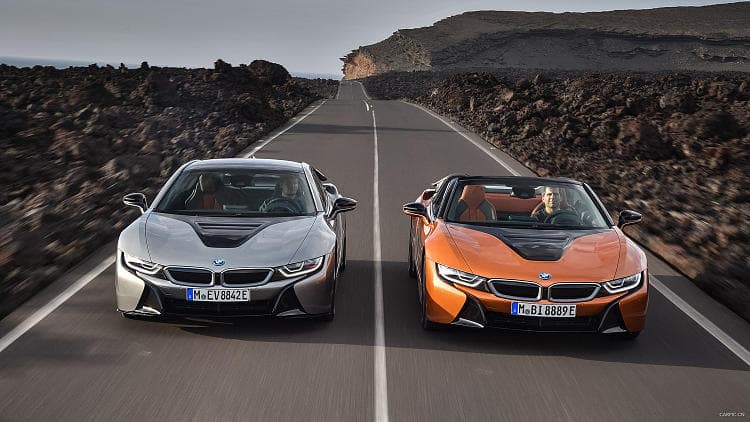 宝马 i8 roadster 高清全屏壁纸