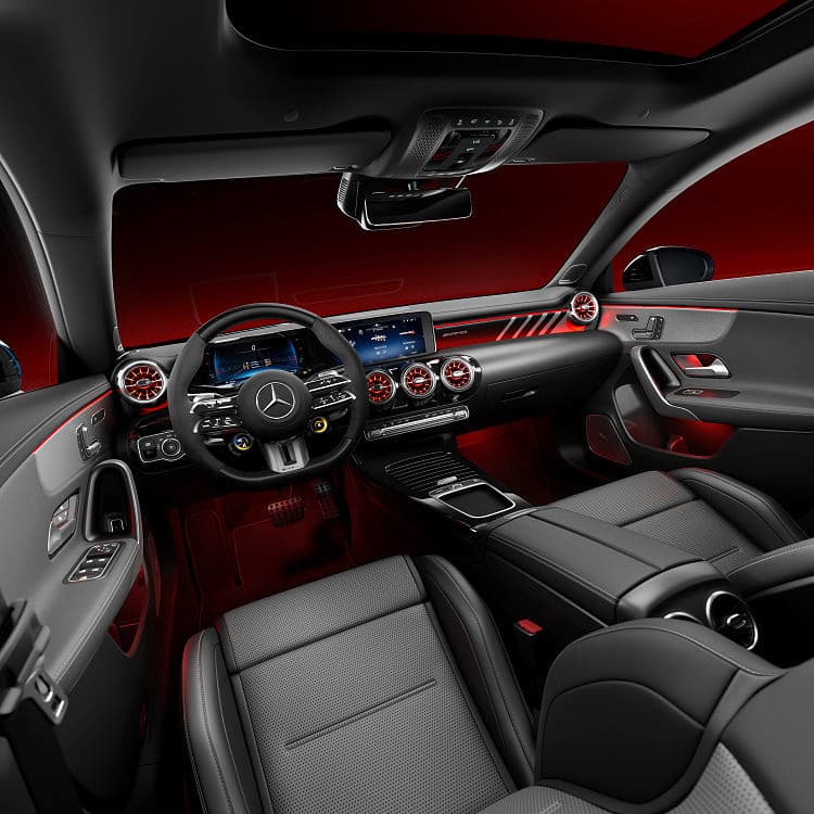 奔驰 CLA 35 4matic 高清全屏壁纸