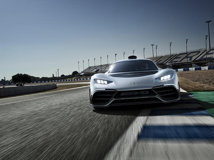 奔驰 AMG ONE  高清手机竖屏壁纸