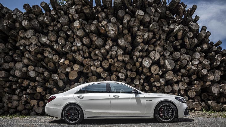 奔驰 AMG S 63 高清全屏壁纸