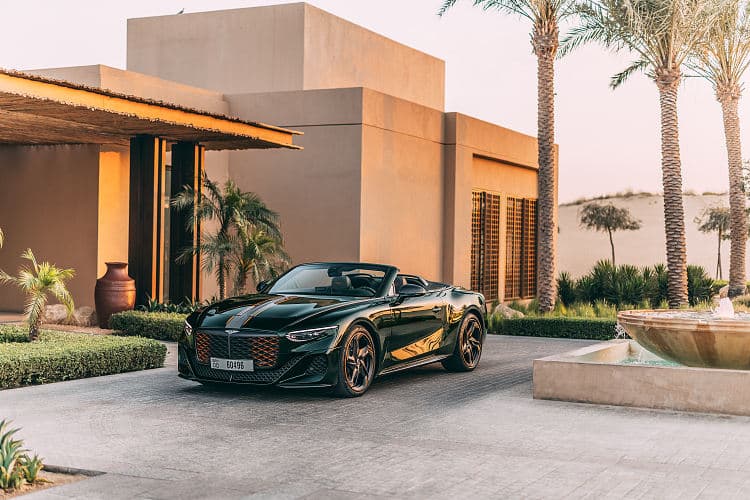 宾利 Batur Convertible 高清全屏壁纸