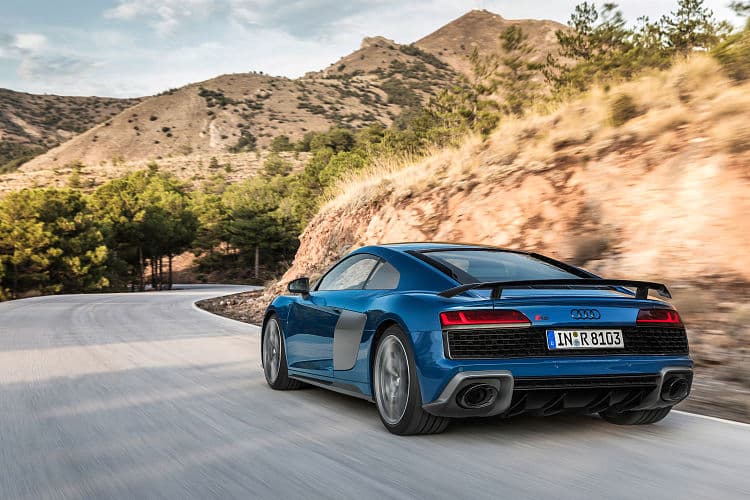 奥迪 R8 v10 performance 高清全屏壁纸
