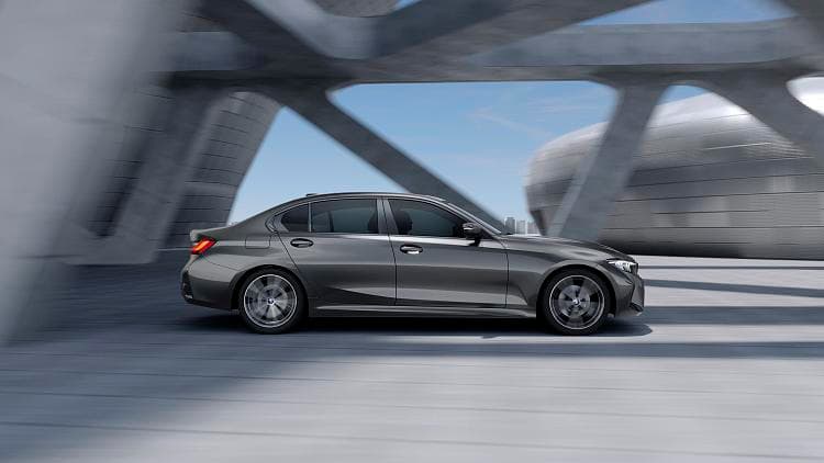 宝马 3系 330li m sport 高清全屏壁纸