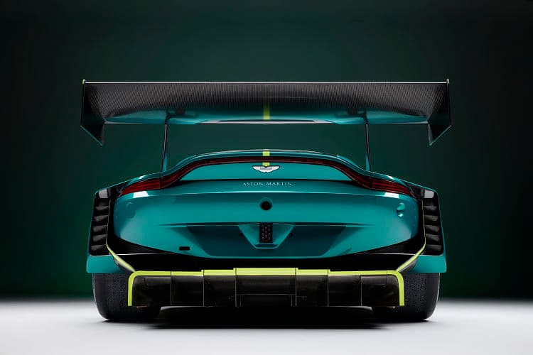 阿斯顿·马丁 Vantage gt3 高清全屏壁纸