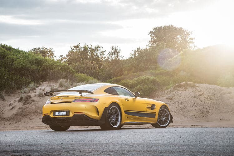 奔驰 AMG GT r pro 高清全屏壁纸