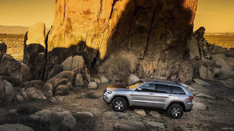 Jeep 大切诺基  高清全屏壁纸