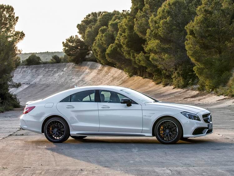 奔驰 AMG CLS 63 高清全屏壁纸