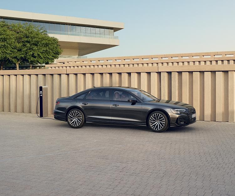 奥迪 A8 l 60 tfsi e quattro s line 高清全屏壁纸