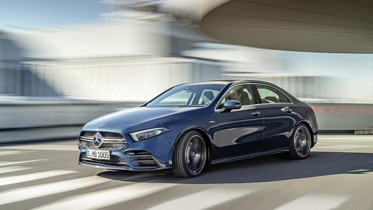 奔驰 AMG A 35 sedan 高清全屏壁纸