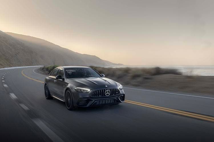 奔驰 AMG C 63 s e performance 高清全屏壁纸