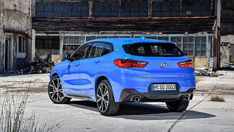 宝马 X2 sDrive20i M Sport 高清全屏壁纸