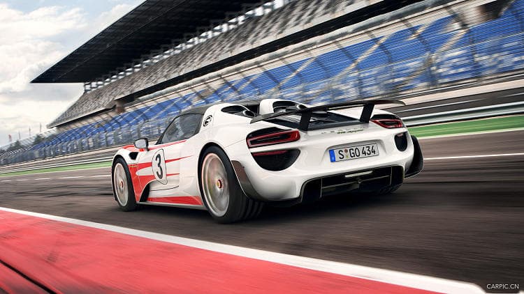 保时捷 918 spyder 高清全屏壁纸