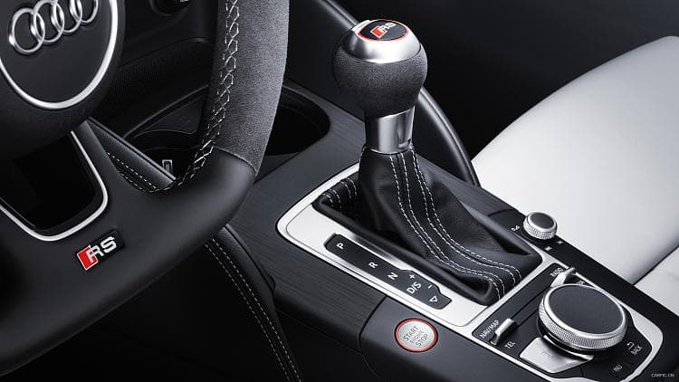 奥迪 RS3 sportback 高清全屏壁纸