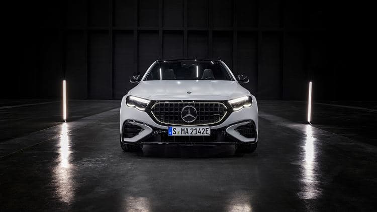 奔驰 AMG E 53_hybrid_4matic 高清全屏壁纸