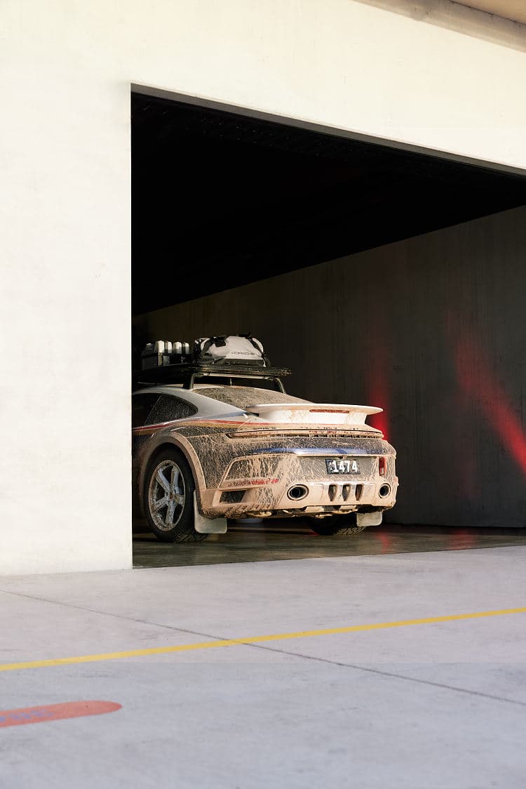 保时捷 911 dakar rallye design package 高清全屏壁纸