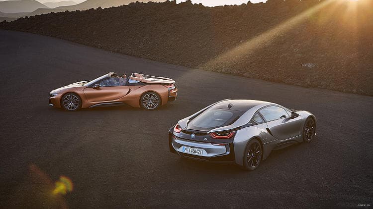 宝马 i8 roadster 高清全屏壁纸