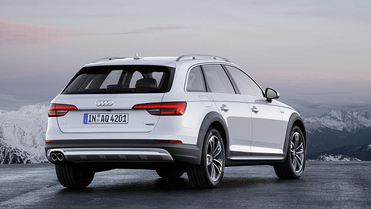 奥迪 A4 allroad 高清手机竖屏壁纸