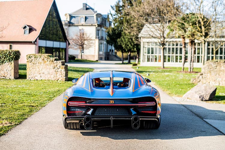 布加迪 Chiron super sport vague de lumiere 高清全屏壁纸