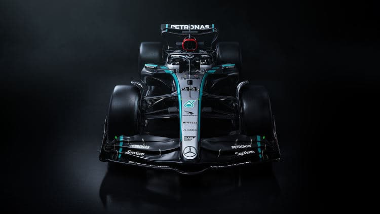 F1 奔驰  高清全屏壁纸