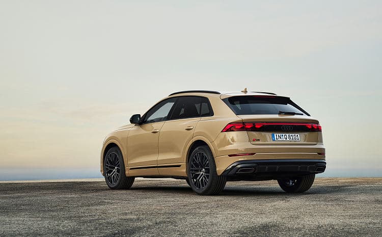 奥迪 Q8 55 tfsi quattro s line 高清全屏壁纸