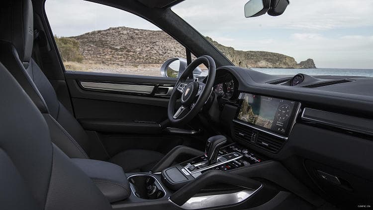 保时捷 卡宴 turbo 高清全屏壁纸