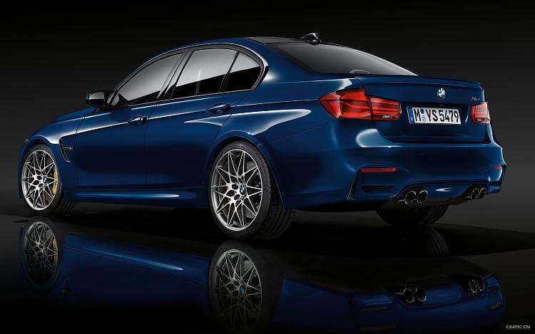 宝马 M3 sedan 高清全屏壁纸