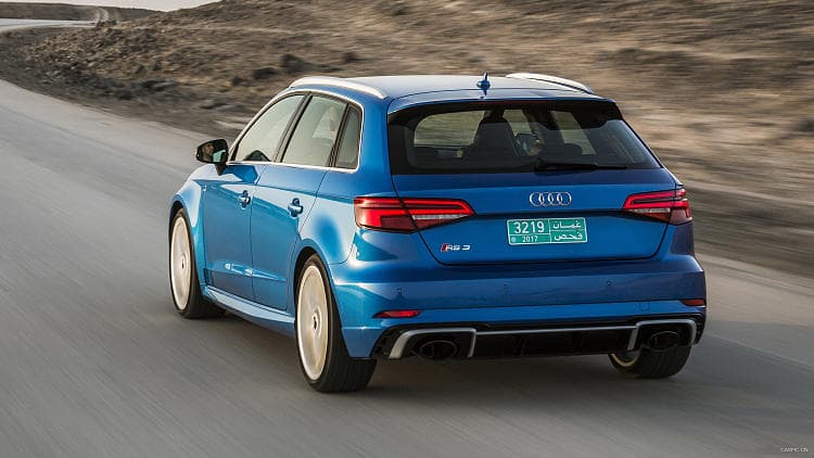 奥迪 RS3 sportback 高清全屏壁纸