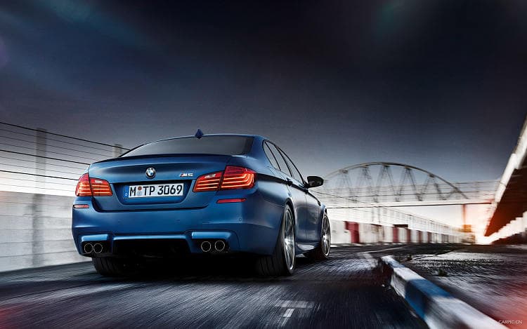 宝马 M5 Sedan 高清全屏壁纸