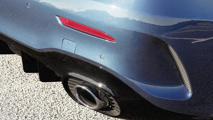 奔驰 AMG A 35 sedan 高清全屏壁纸