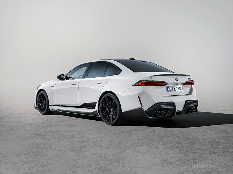 宝马 M5 m performance parts 高清全屏壁纸