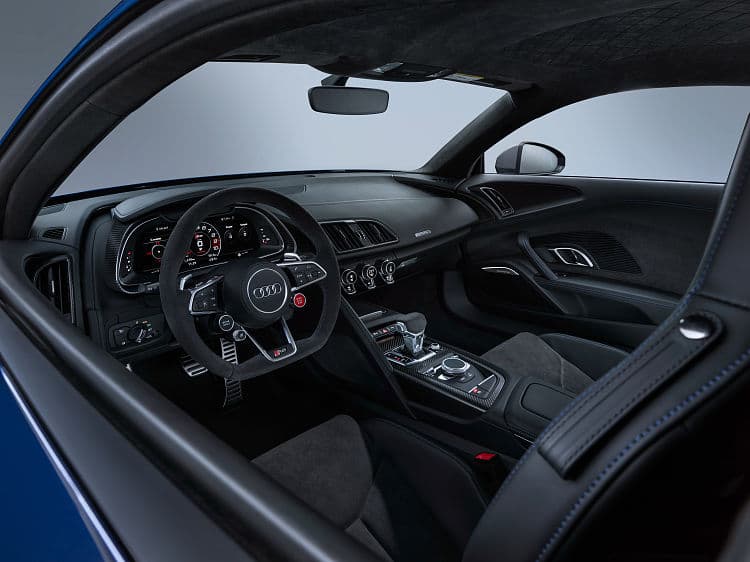 奥迪 R8 v10 performance 高清全屏壁纸