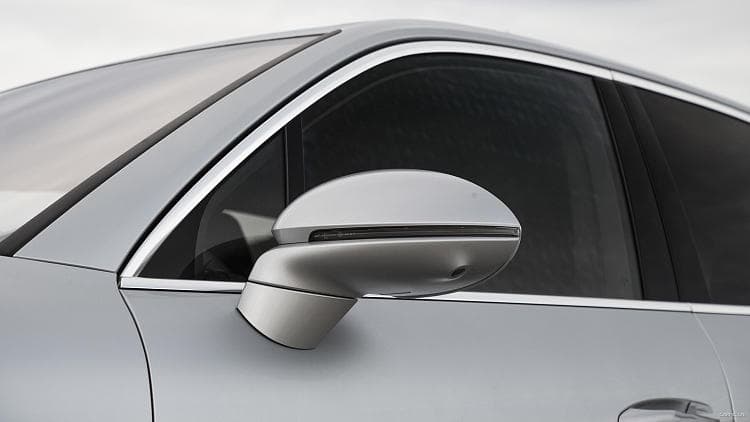 保时捷 卡宴 turbo 高清全屏壁纸