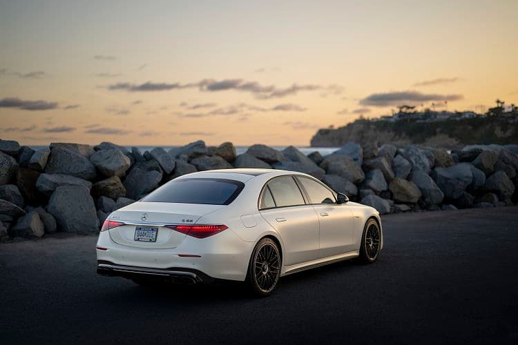 奔驰 AMG S 63 e performance 高清全屏壁纸