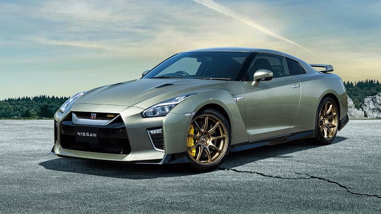 日产 GT-R premium edition 高清全屏壁纸